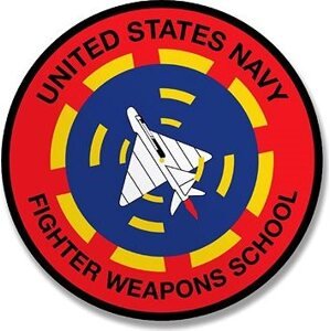 Hybris Production AB Samolepka Fighter Weapons School Patch 10 cm